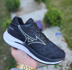 Mizuno wave rider 26